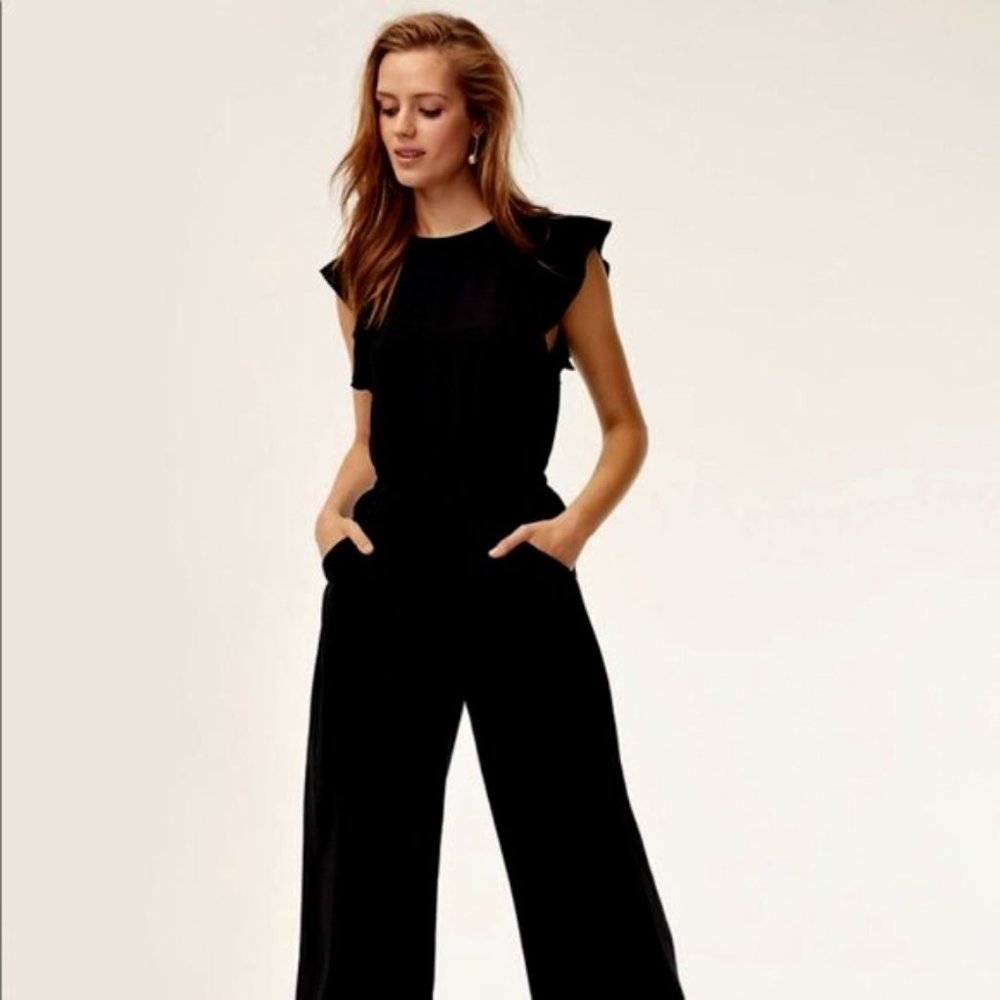 Fluttered sleeve tied V-back jumpsuit
